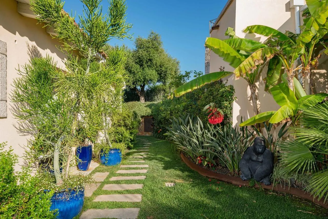 Villa بونتالديا