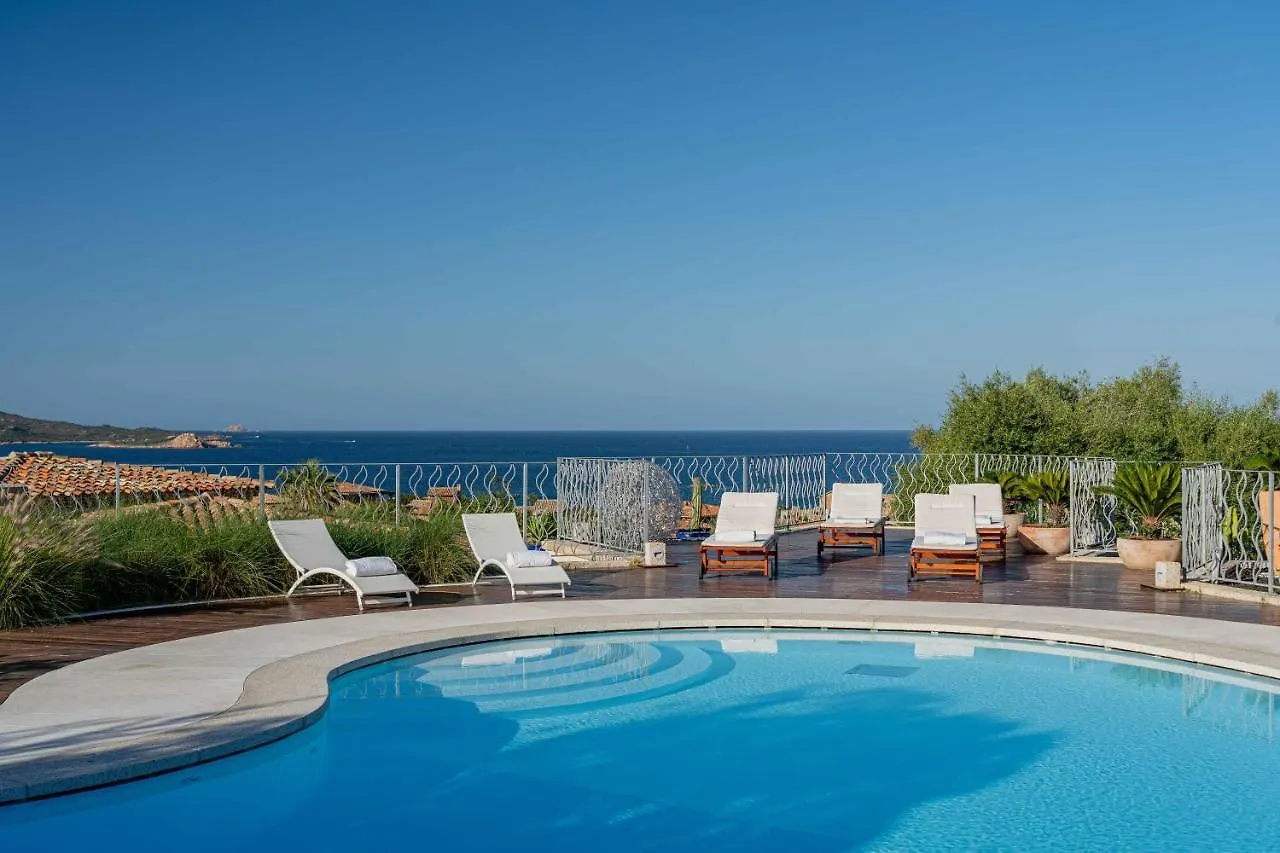 Villa Puntaldia 0*,
